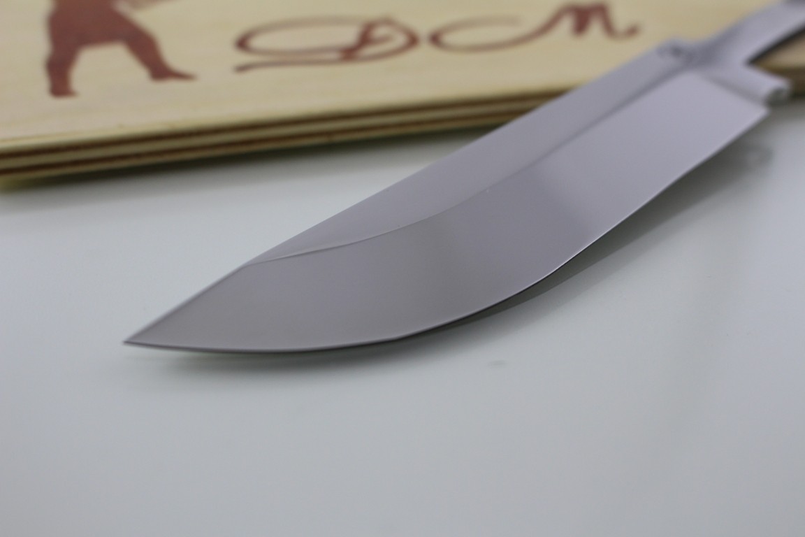 Купить нож в томске. Нож толщина обуха 2.5 мм. Ножи в Томске. На ножах в Новосибирске. Магазин ножей в Новосибирске.